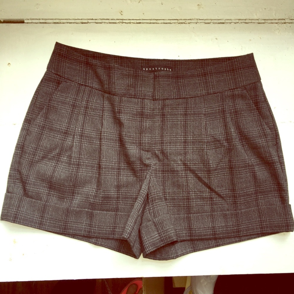 Cuffed Plaid Business Shorts by Apostrophe